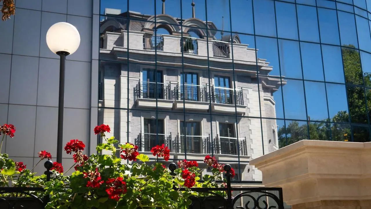 *****  Residence City Garden - Certificate Of Excellence Top 10 Best Five-Stars City Hotels For 2024 Awarded By Htif Plovdiv Bulgaria