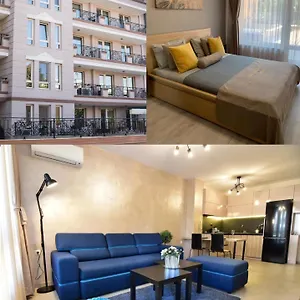 Apartment Kapana Luxury Center With Garage
