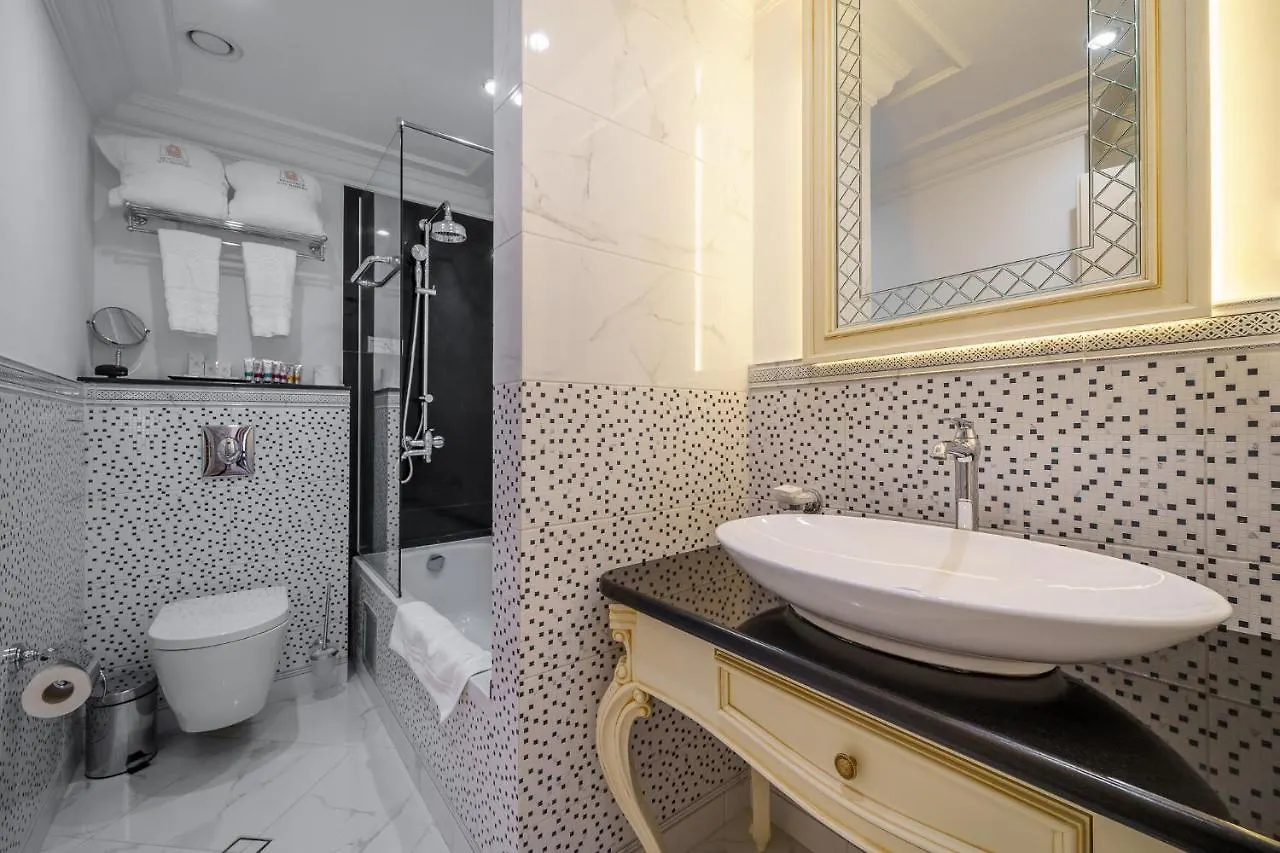 Residence City Garden: Excellence-Awarded Five-Star Urban Retreat Plovdiv Hotel