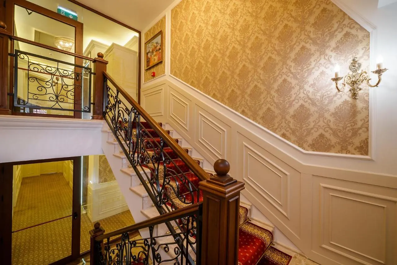 Residence City Garden: Excellence-Awarded Five-Star Urban Retreat Plovdiv Hotel