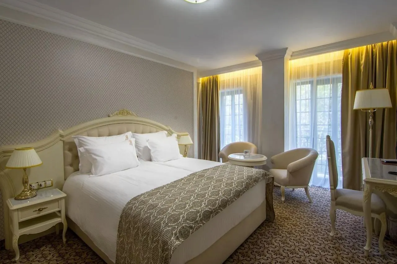 ***** Hotel Residence City Garden: Excellence-Awarded Five-Star Urban Retreat Plovdiv Bulgaria