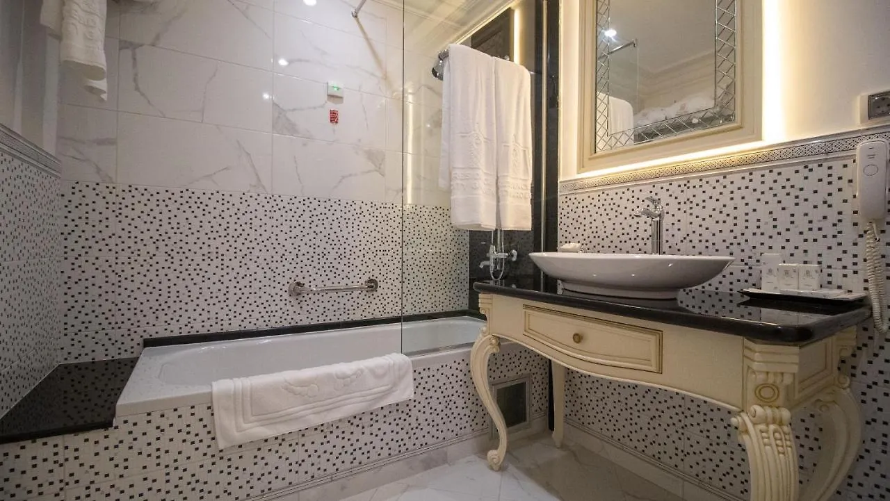Residence City Garden: Excellence-Awarded Five-Star Urban Retreat Plovdiv